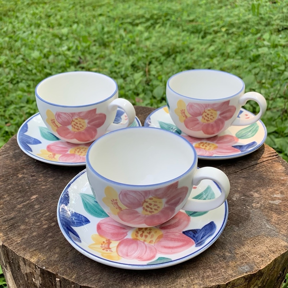 Set of 3 Johnson Brothers Marie floral cup saucer